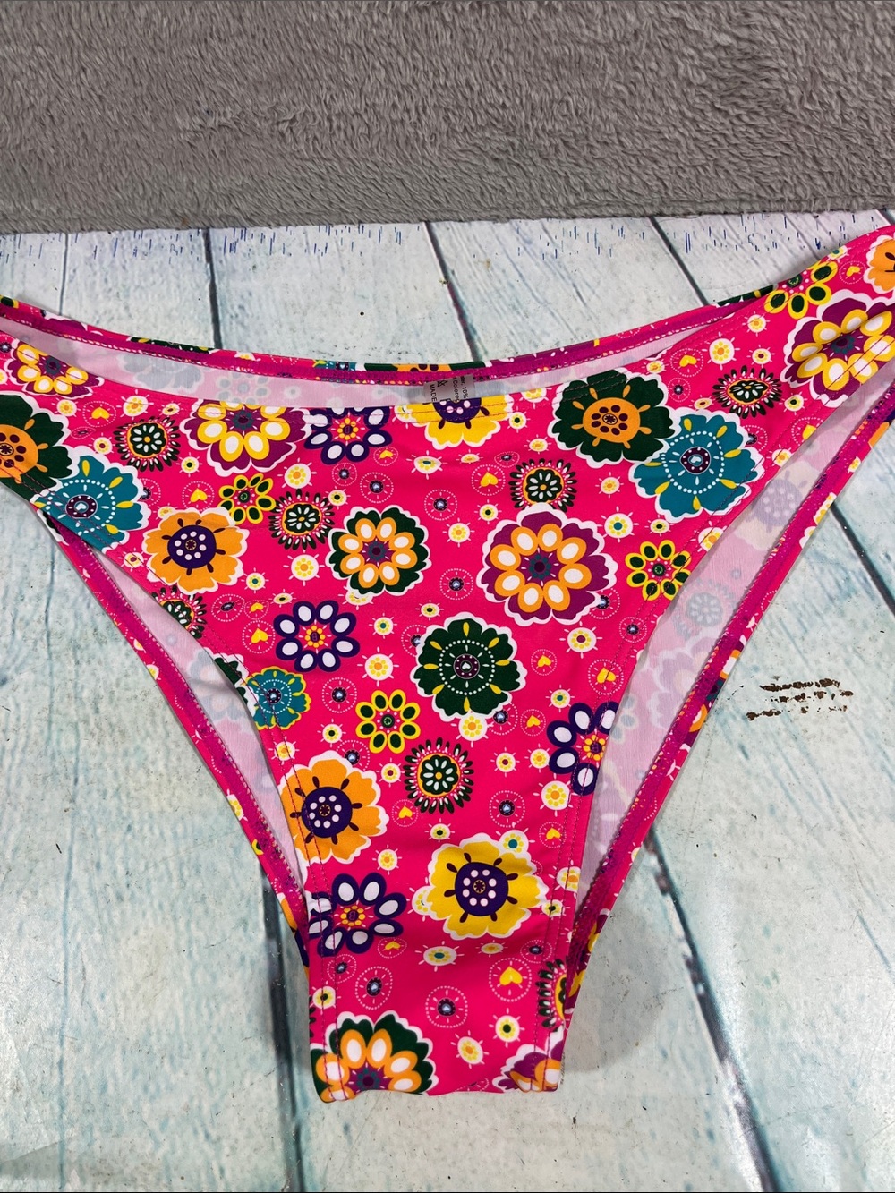 Pink Floral Bikini Set - Bright Multicolor Flower Print Size Large - Picture 2 of 5